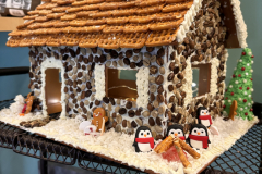 ONeill-Coffee-Gingerbread-House4